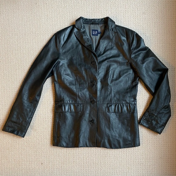90’s GAP leather jacket - Picture 2 of 9